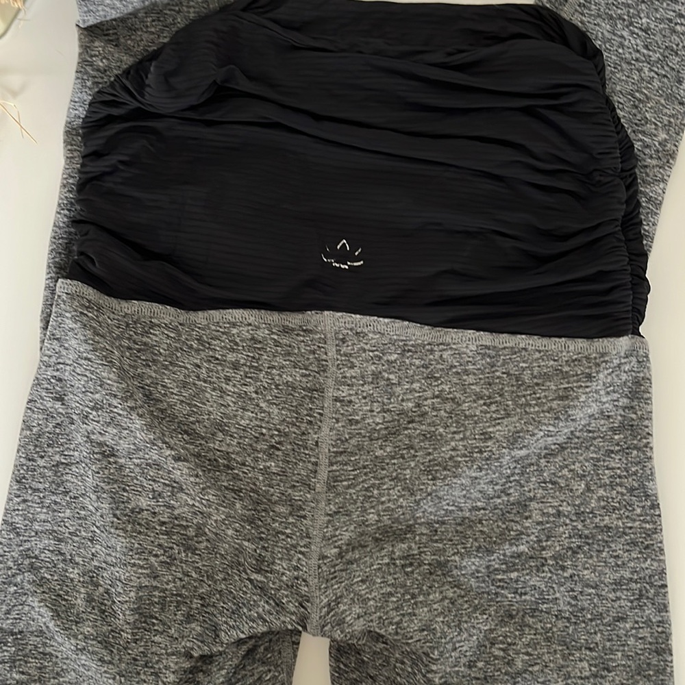Beyond The Bump Space dye leggings